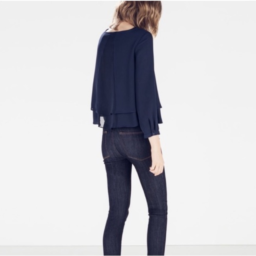 {Zara} Double Layered Top.